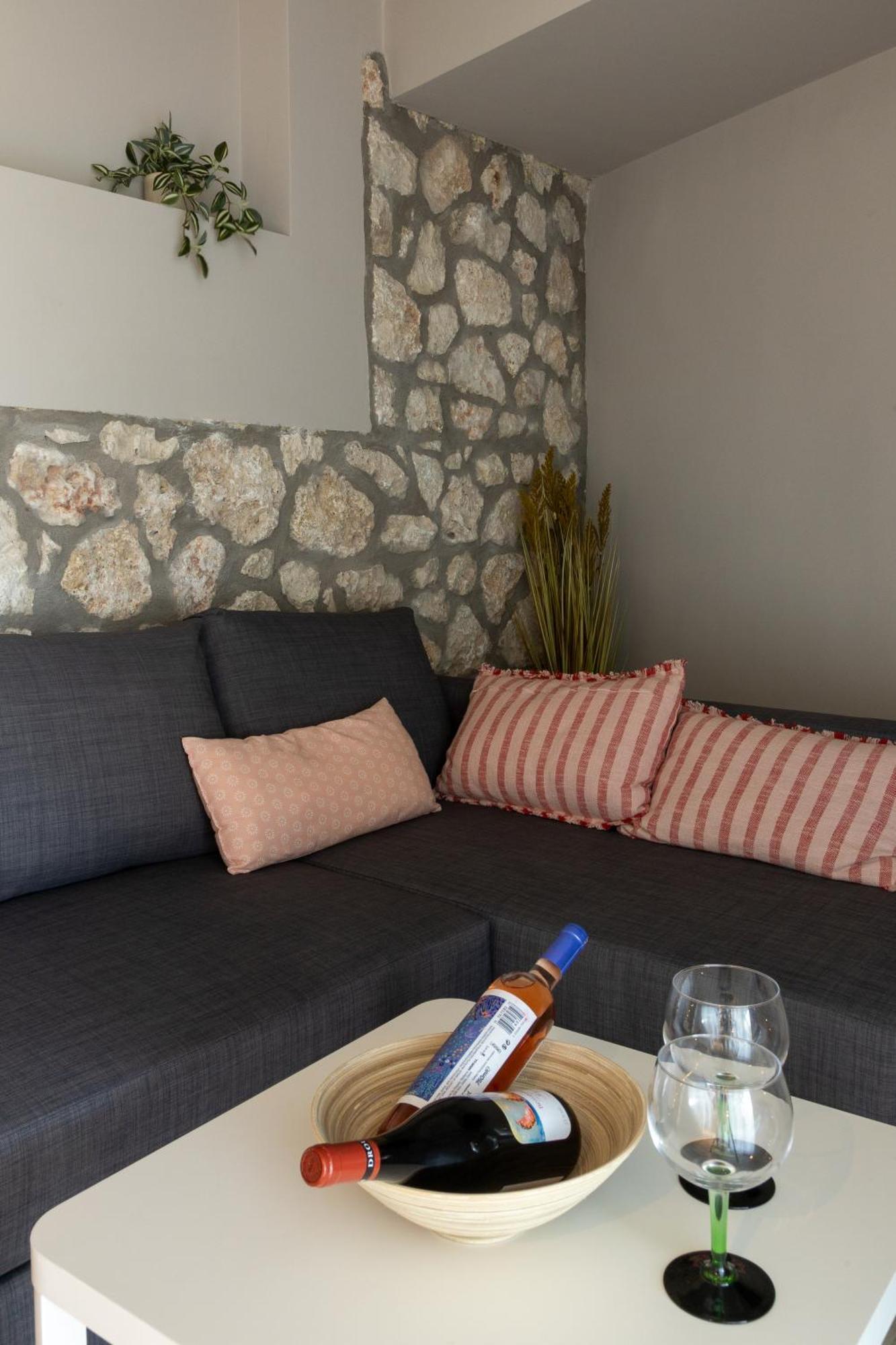 Marcon Stone House Nikiana Villa Exterior foto