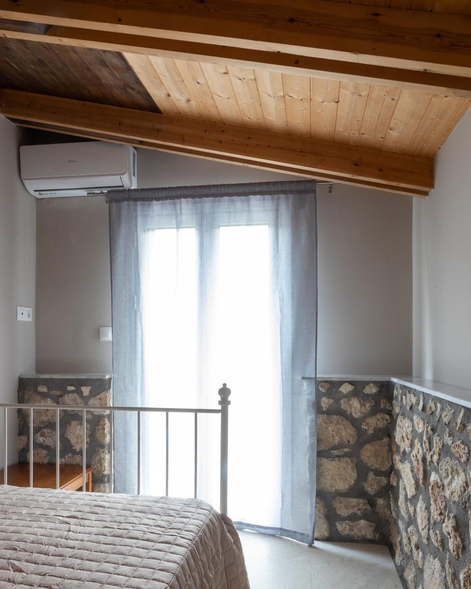 Marcon Stone House Nikiana Villa Exterior foto