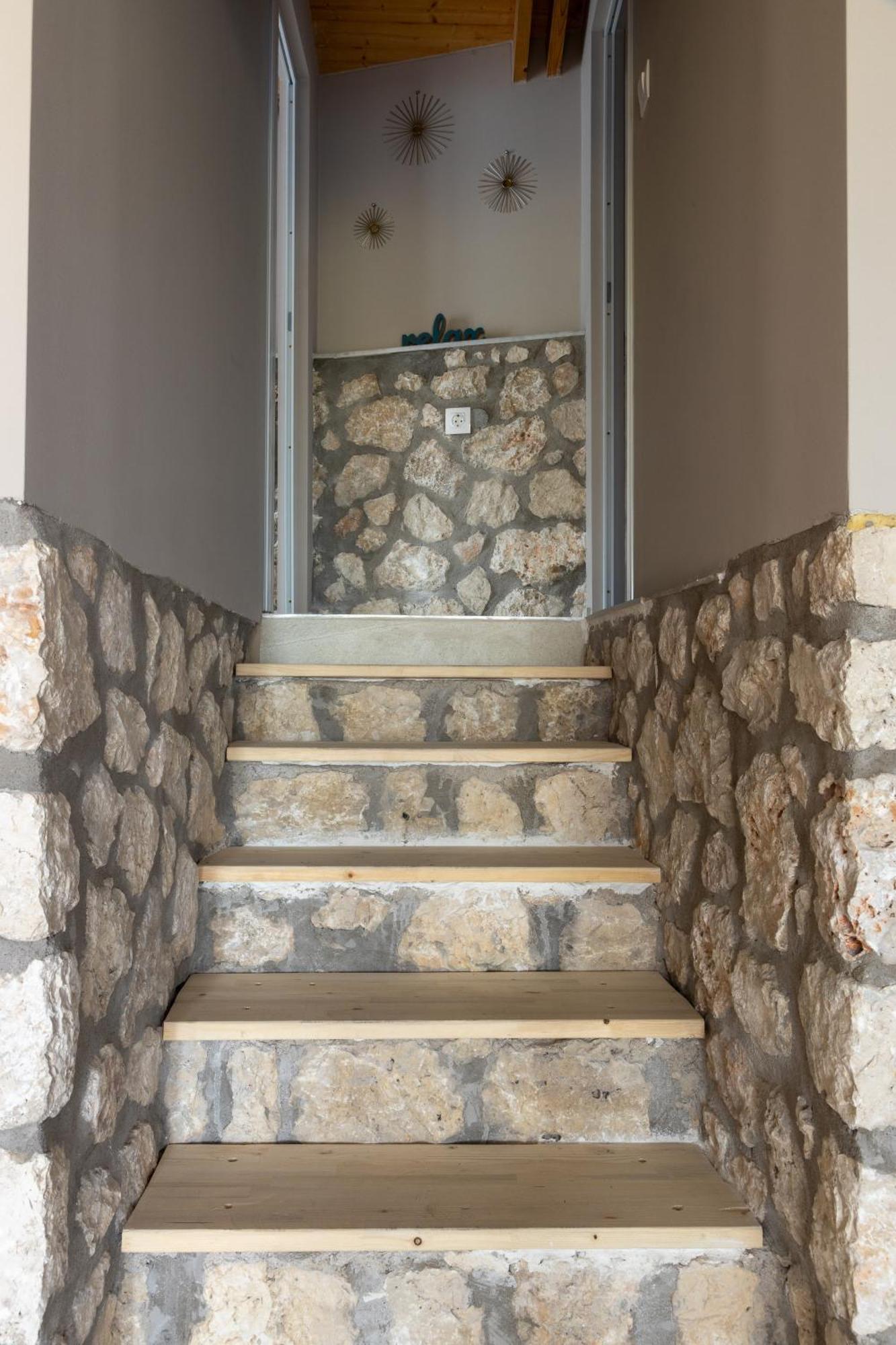 Marcon Stone House Nikiana Villa Exterior foto